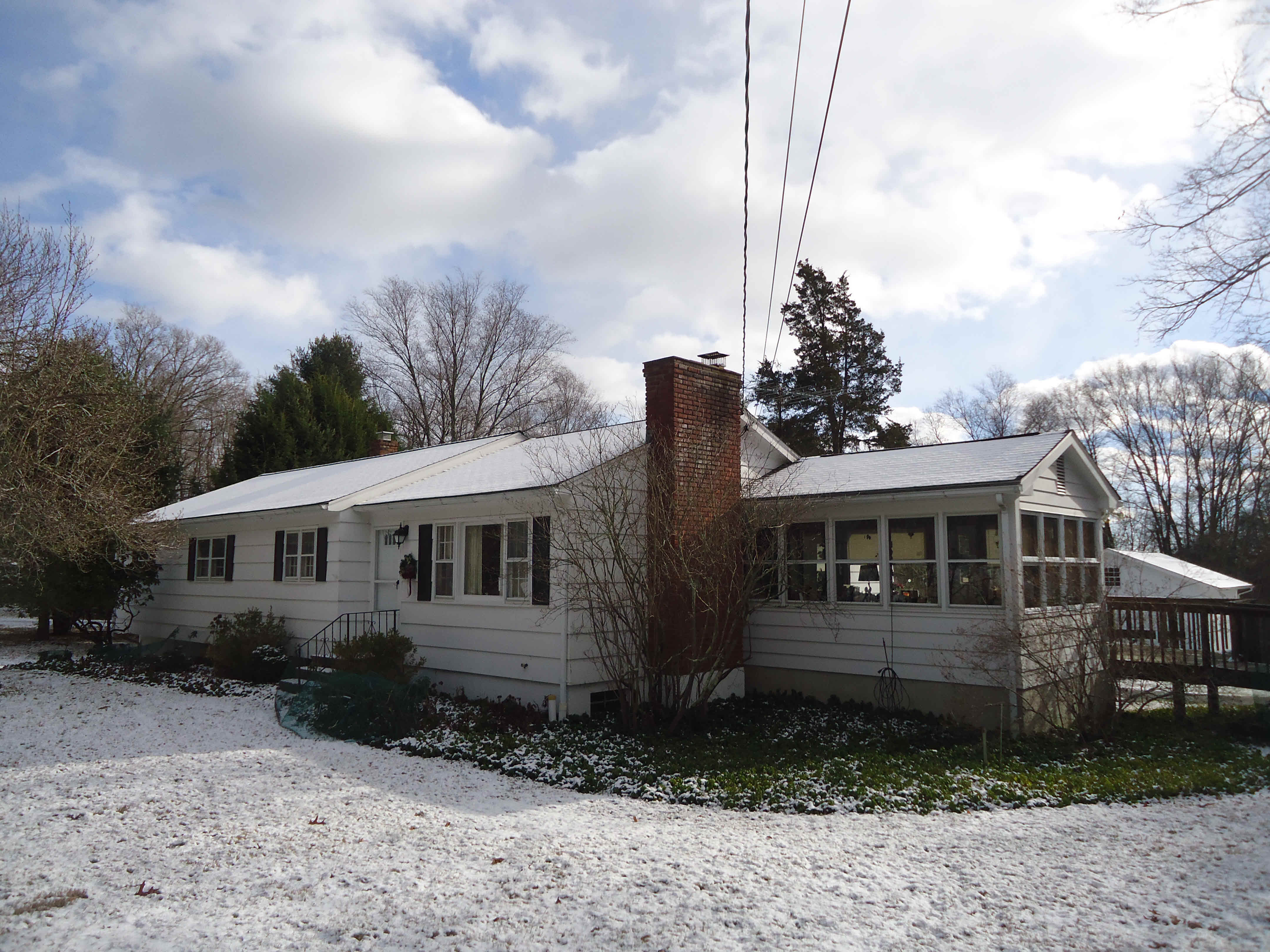 Building photograph for 154 HENRY SANFORD RD